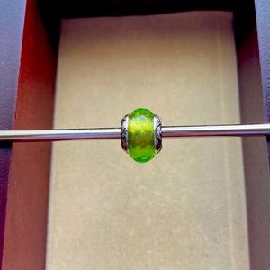 Brighton light green glass bead